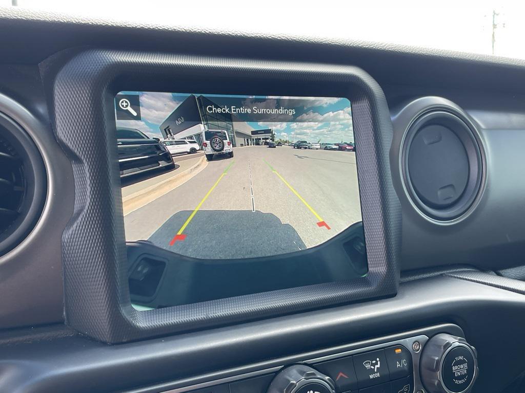 used 2022 Jeep Gladiator car, priced at $30,590