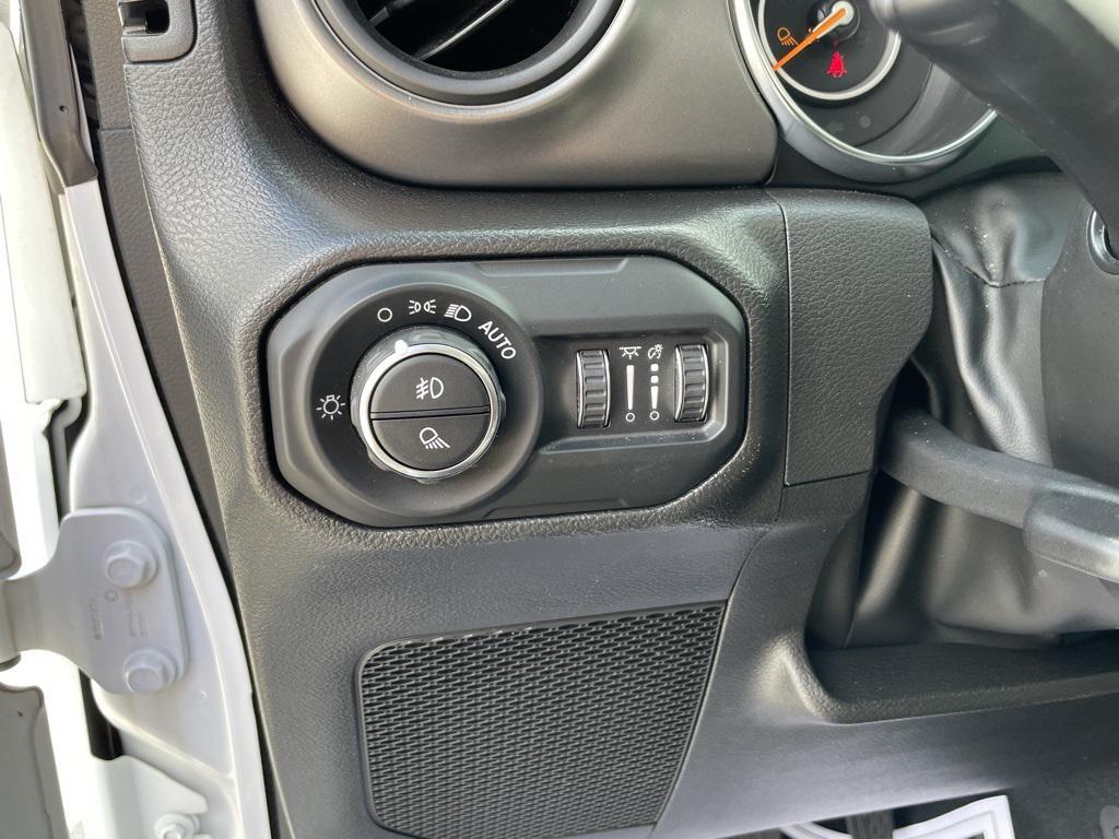used 2022 Jeep Gladiator car, priced at $30,590