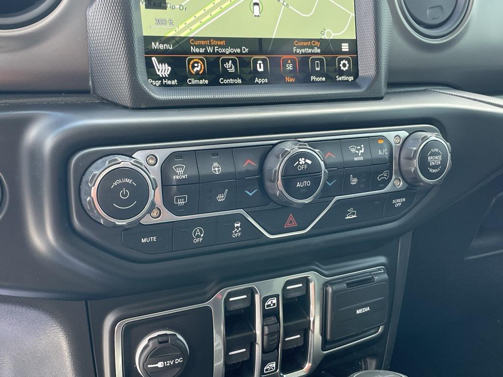 used 2022 Jeep Gladiator car, priced at $30,590