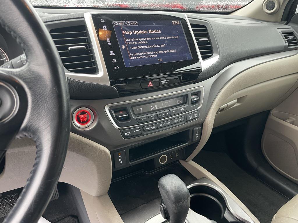 used 2017 Honda Pilot car, priced at $17,990