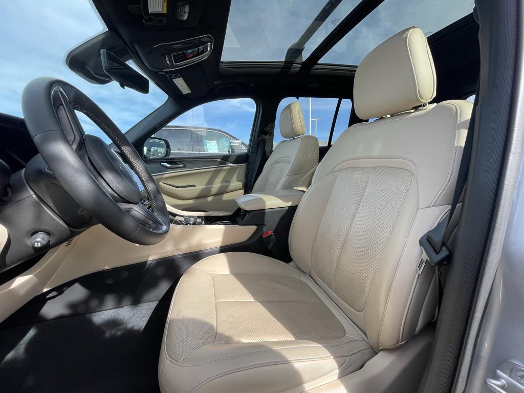 used 2022 Jeep Grand Cherokee 4xe car, priced at $25,990