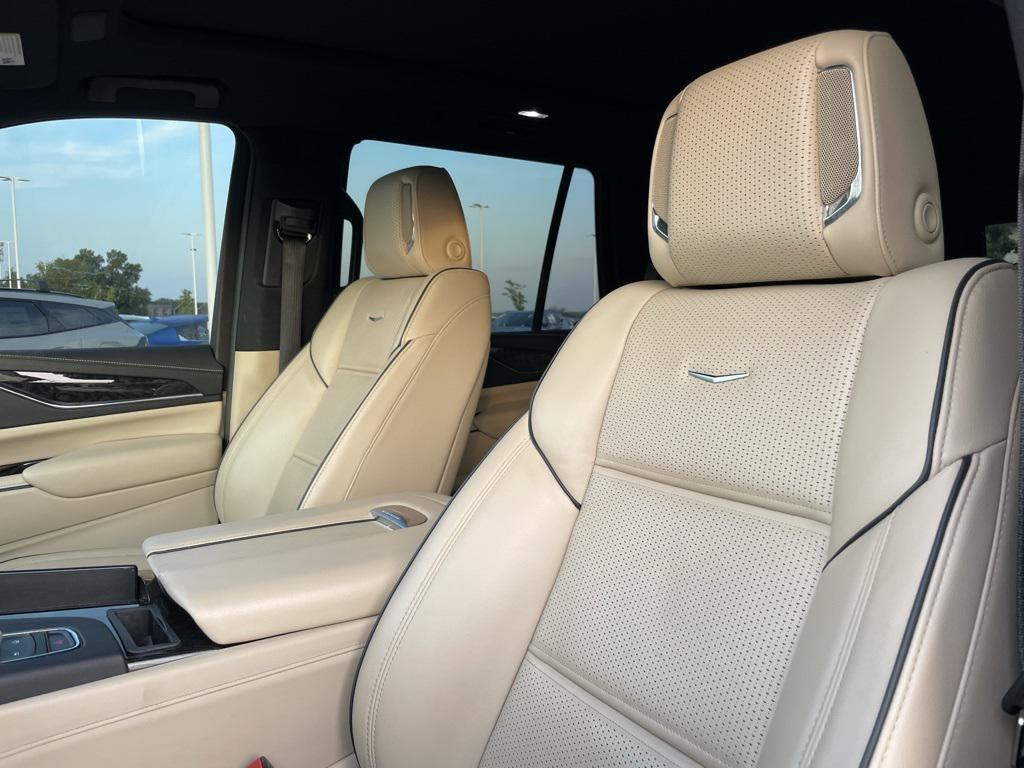 used 2023 Cadillac Escalade car, priced at $65,590