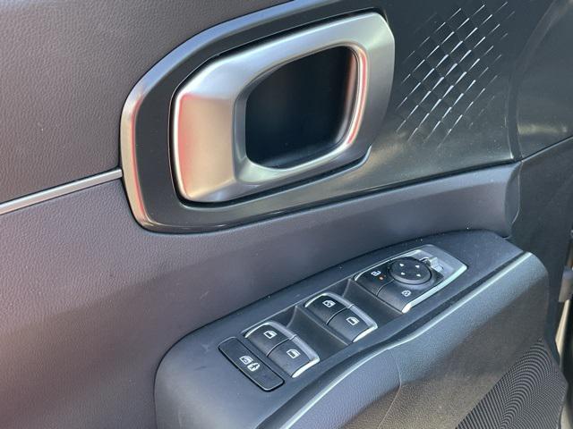 used 2024 Kia Sorento car, priced at $34,648