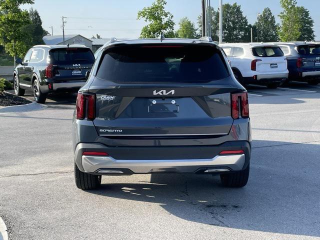 used 2024 Kia Sorento car, priced at $34,648