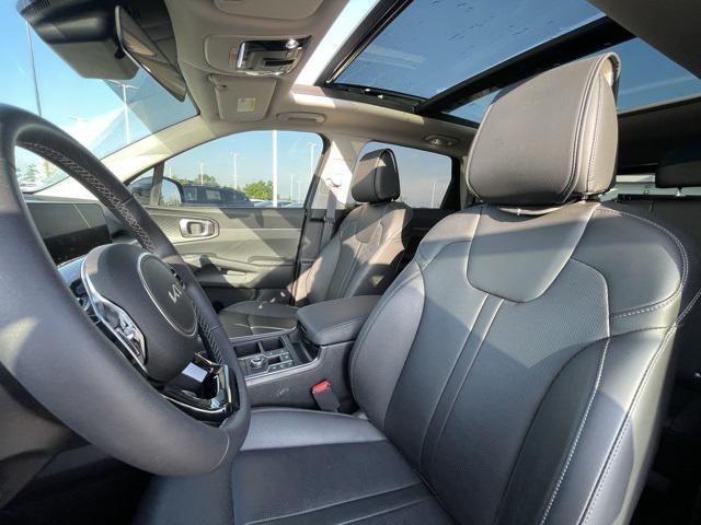 used 2024 Kia Sorento car, priced at $34,648