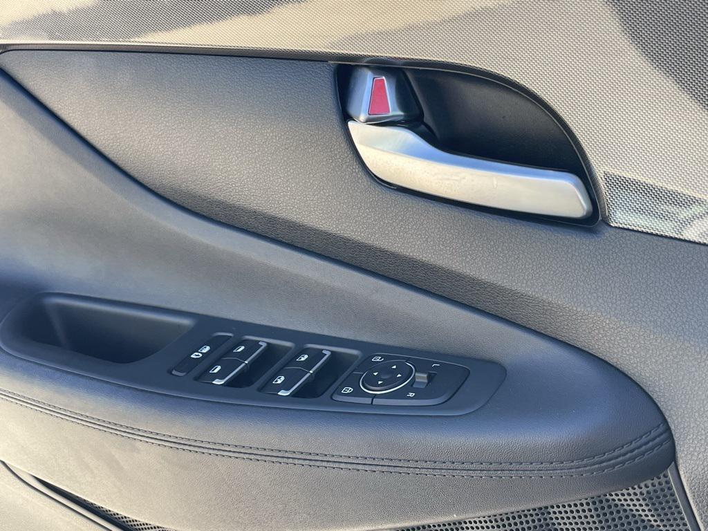 used 2022 Hyundai Santa Fe car, priced at $23,990