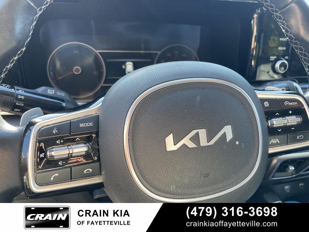used 2022 Kia Sorento Hybrid car, priced at $27,990