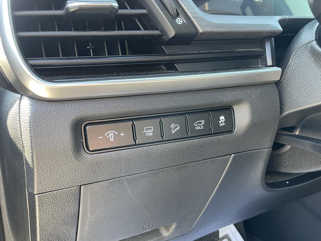 used 2024 Kia Telluride car, priced at $40,590