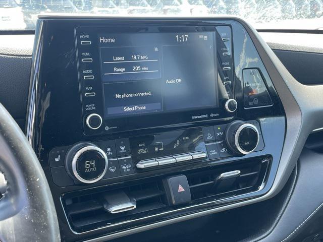 used 2021 Toyota Highlander car, priced at $32,000