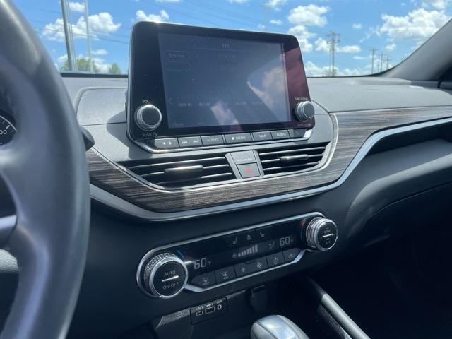 used 2021 Nissan Altima car, priced at $24,000