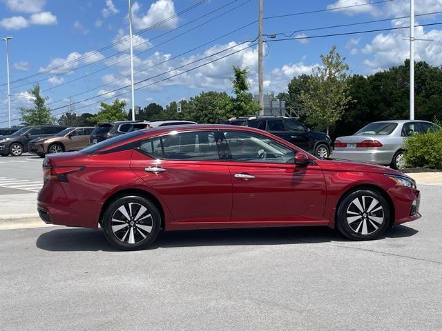 used 2021 Nissan Altima car, priced at $24,000
