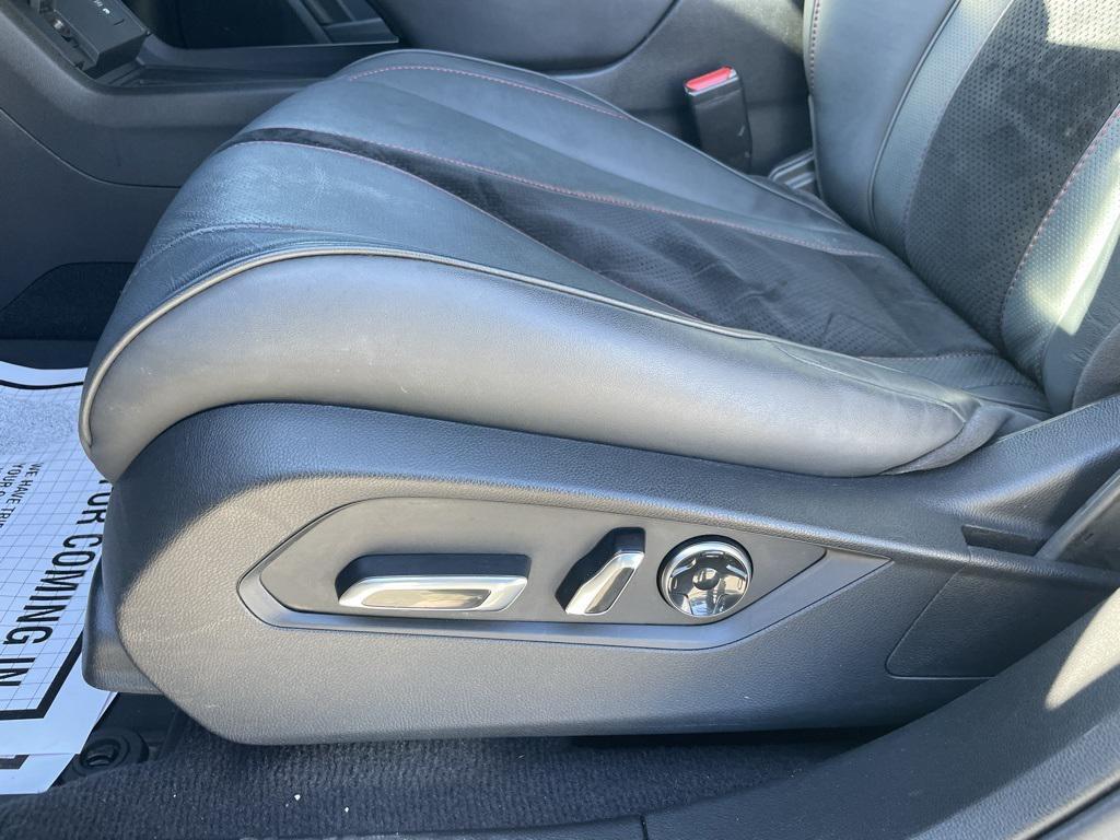 used 2022 Acura RDX car, priced at $33,790