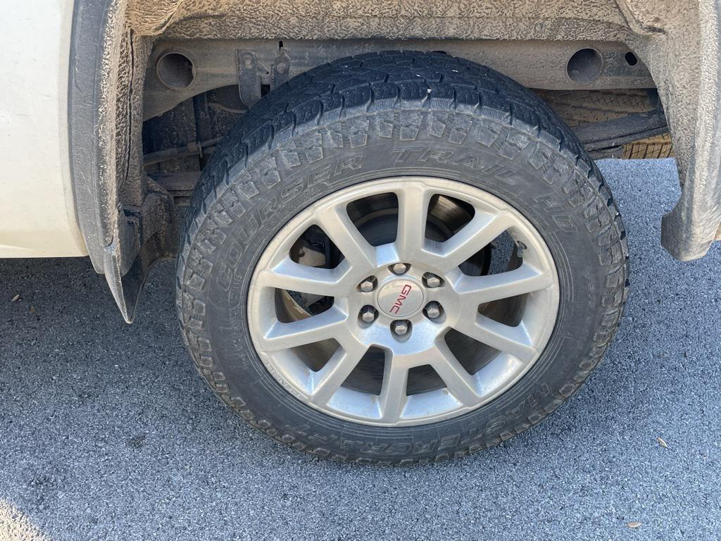 used 2018 GMC Sierra 1500 car, priced at $33,590