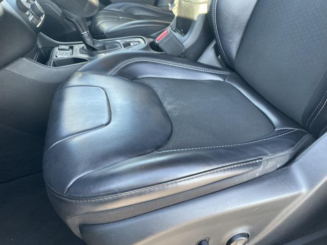 used 2019 Jeep Cherokee car, priced at $17,499