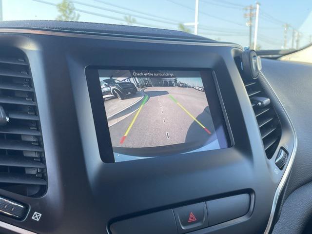 used 2019 Jeep Cherokee car, priced at $17,499