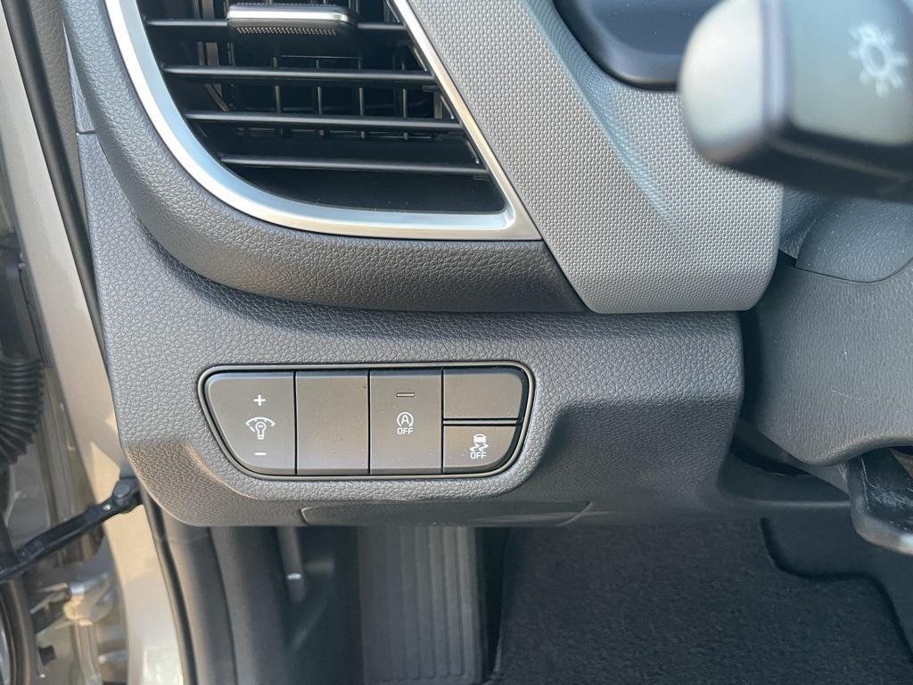 used 2026 Kia Seltos car, priced at $23,490