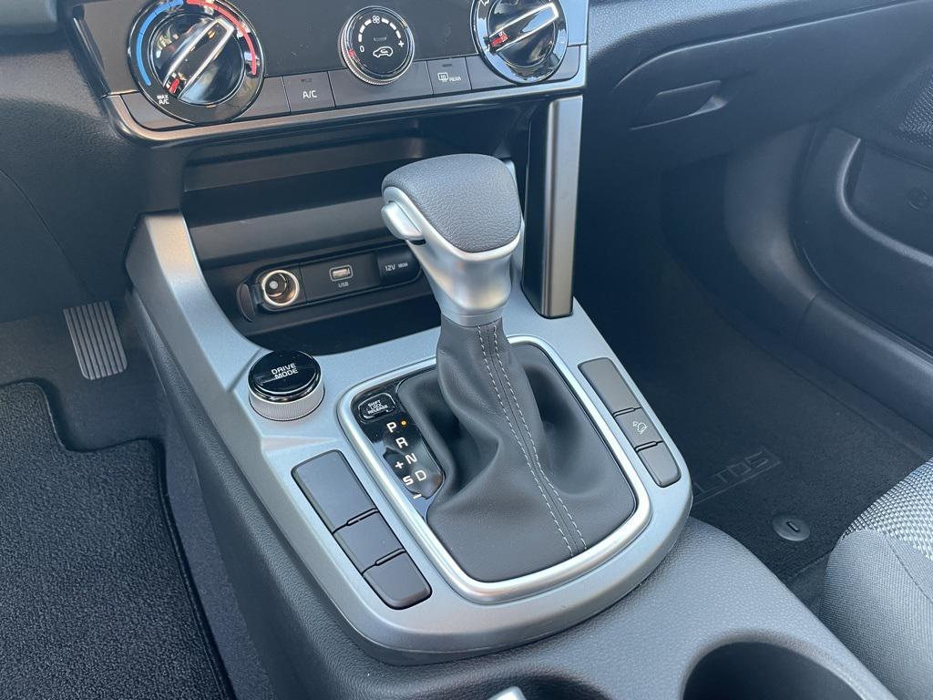 used 2026 Kia Seltos car, priced at $23,490