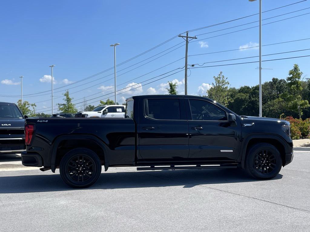 used 2022 GMC Sierra 1500 car, priced at $36,590