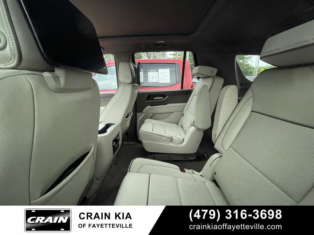 used 2025 GMC Yukon car, priced at $86,890
