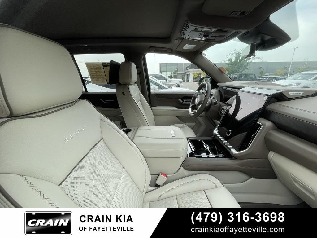 used 2025 GMC Yukon car, priced at $86,890