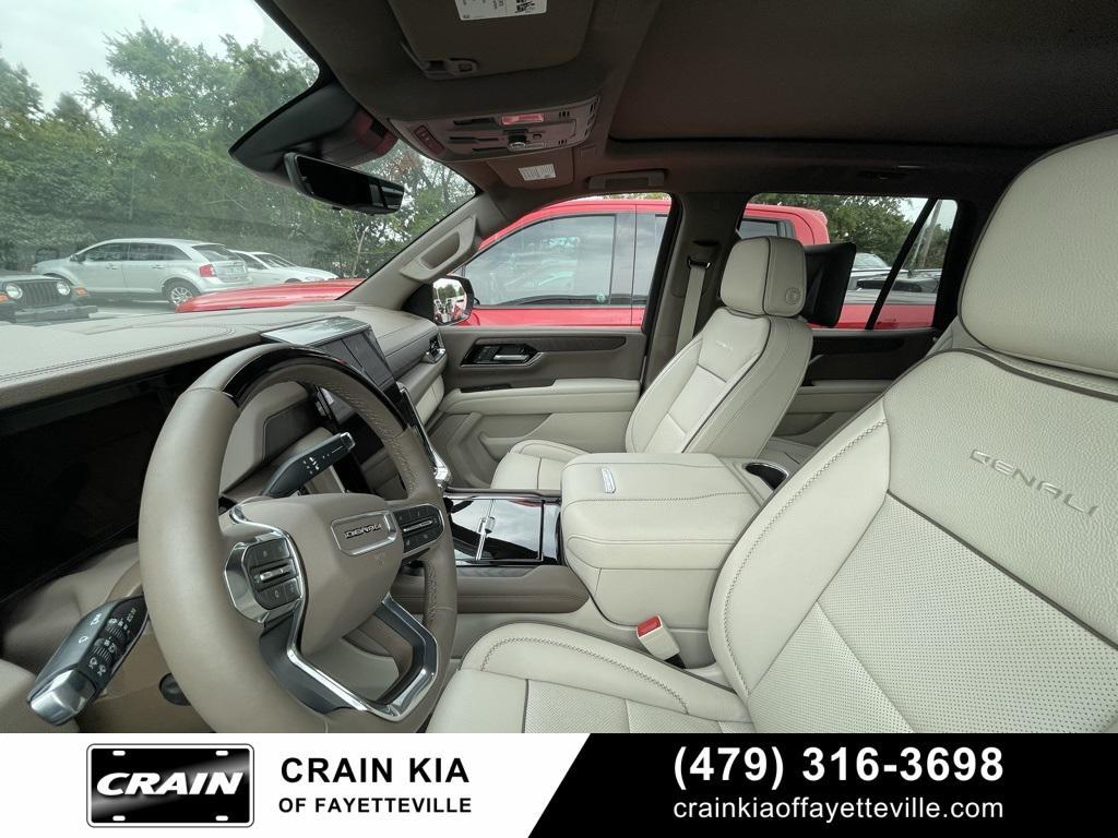 used 2025 GMC Yukon car, priced at $86,890