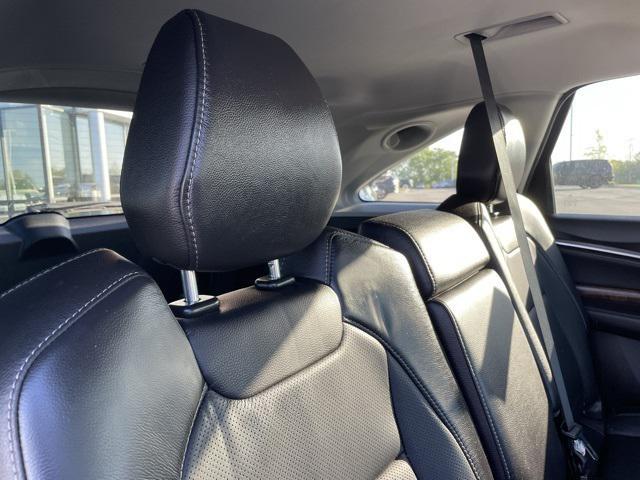 used 2020 Acura MDX car, priced at $31,000