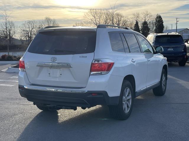 used 2011 Toyota Highlander car, priced at $9,867