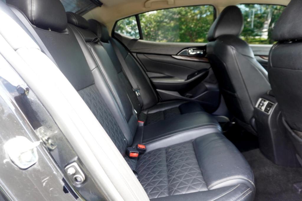 used 2016 Nissan Maxima car, priced at $9,995