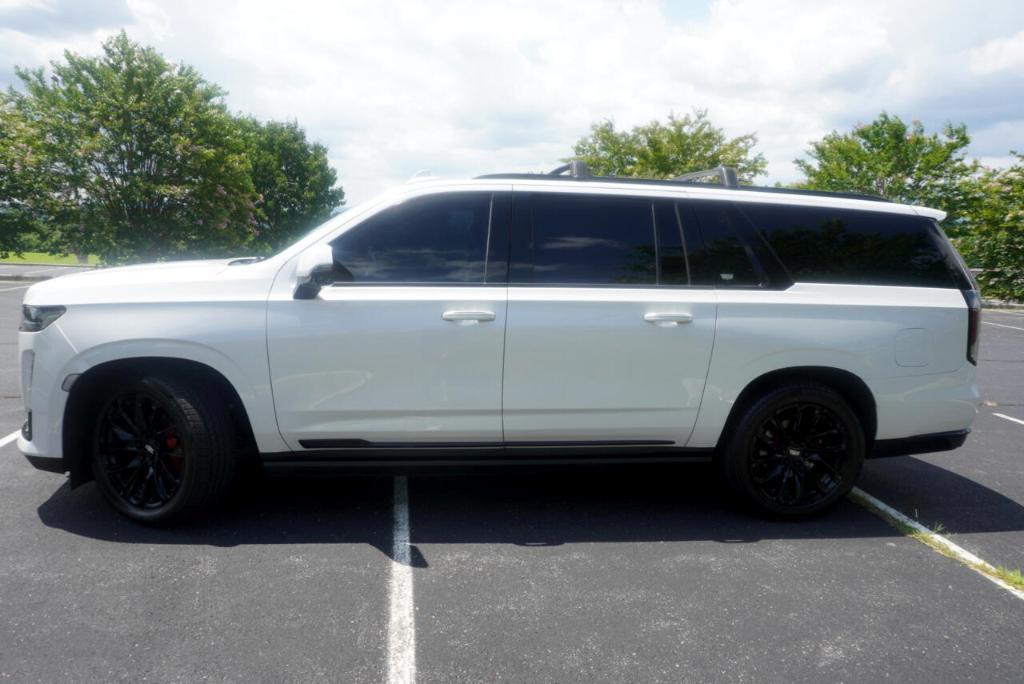 used 2021 Cadillac Escalade ESV car, priced at $69,995