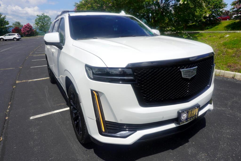 used 2021 Cadillac Escalade ESV car, priced at $69,995