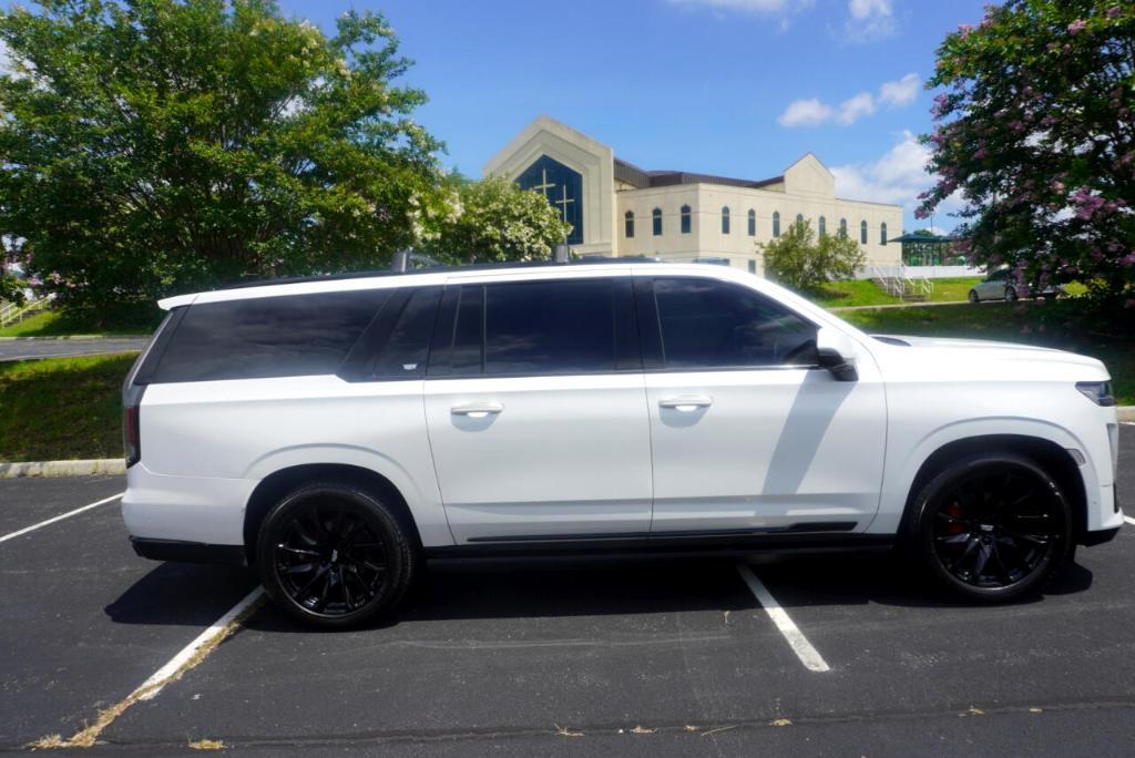 used 2021 Cadillac Escalade ESV car, priced at $69,995