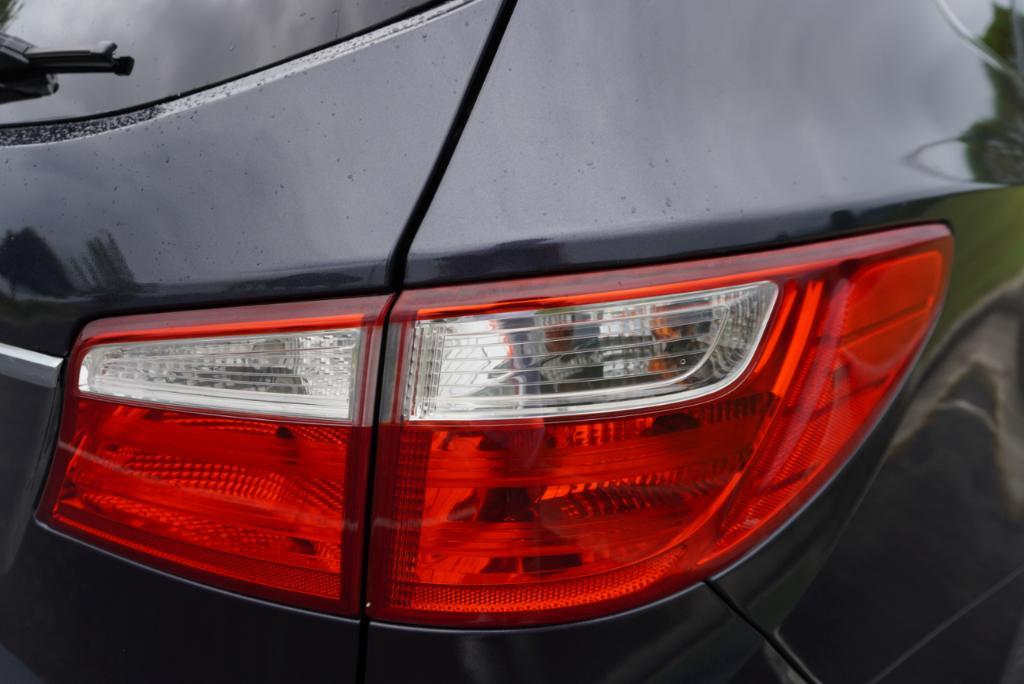 used 2015 Hyundai Santa Fe car, priced at $9,995