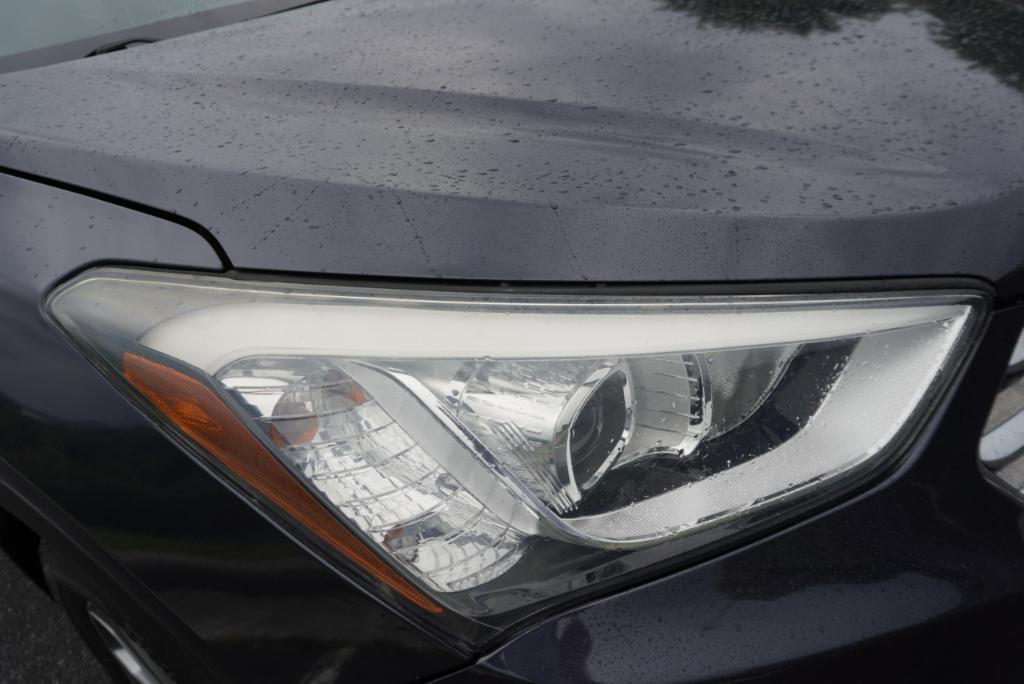 used 2015 Hyundai Santa Fe car, priced at $9,995