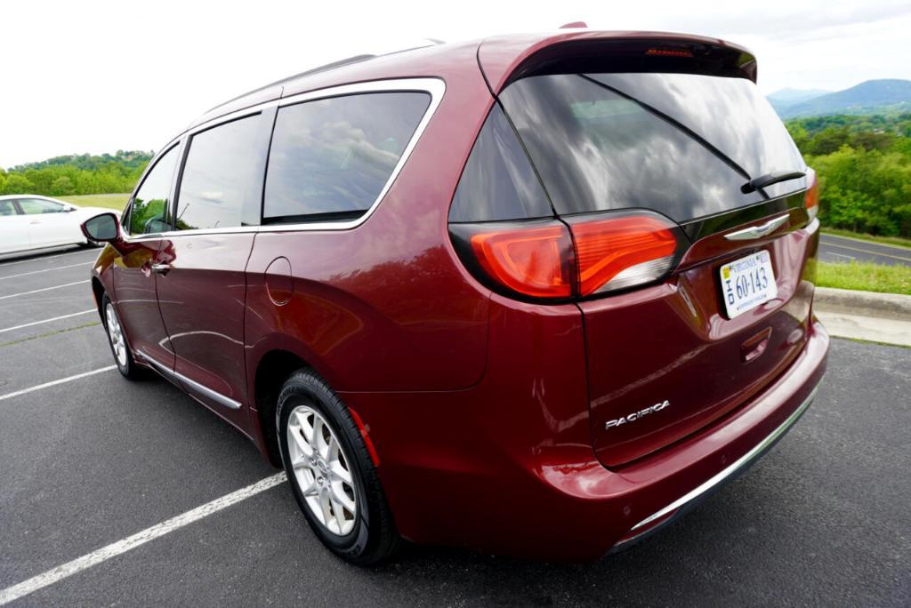 used 2020 Chrysler Pacifica car, priced at $14,995