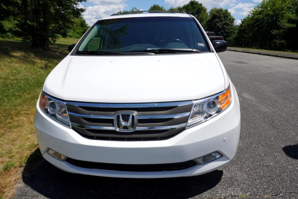 used 2013 Honda Odyssey car, priced at $9,995