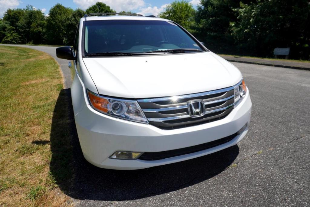 used 2013 Honda Odyssey car, priced at $9,995