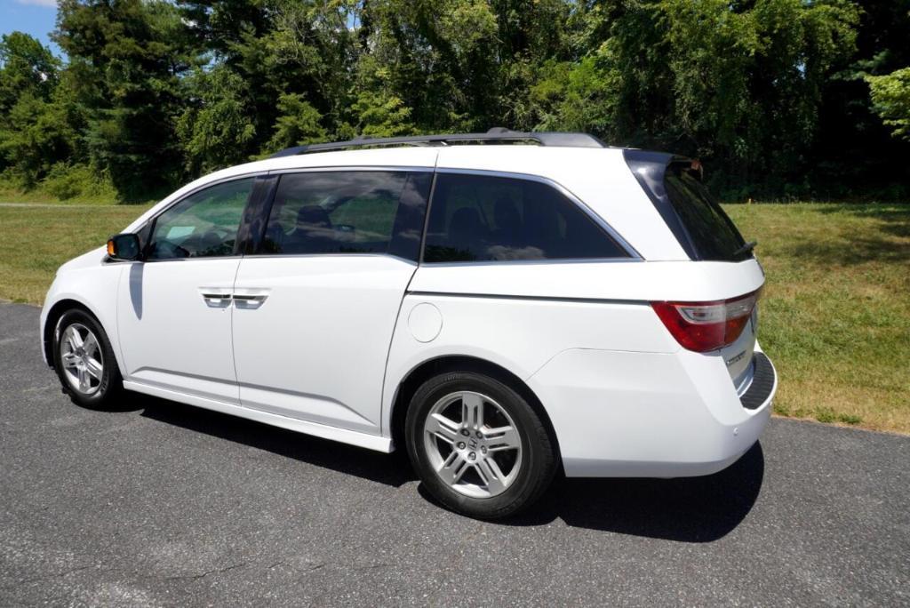 used 2013 Honda Odyssey car, priced at $9,995