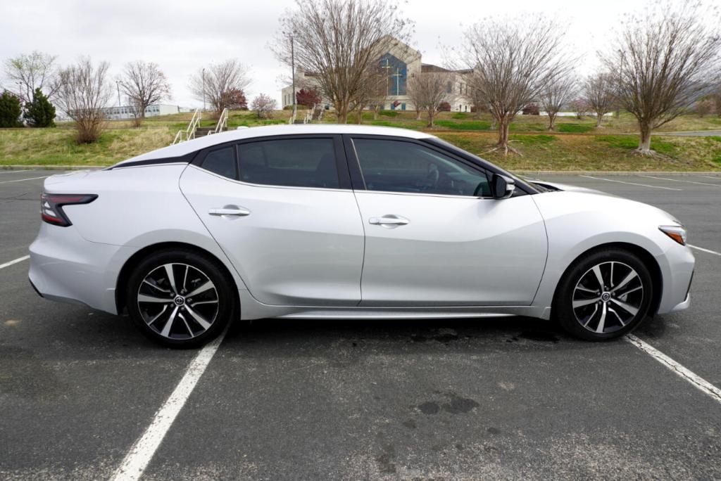 used 2022 Nissan Maxima car, priced at $19,995