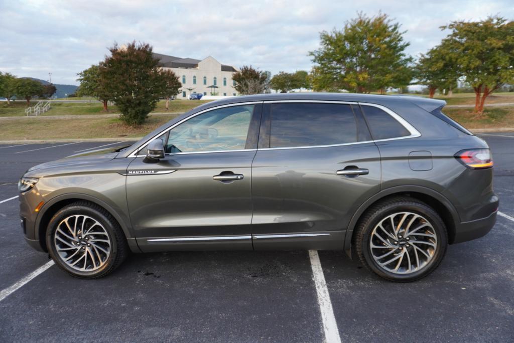 used 2020 Lincoln Nautilus car, priced at $19,995