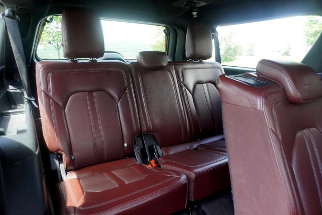 used 2022 Ford Expedition Max car, priced at $39,995