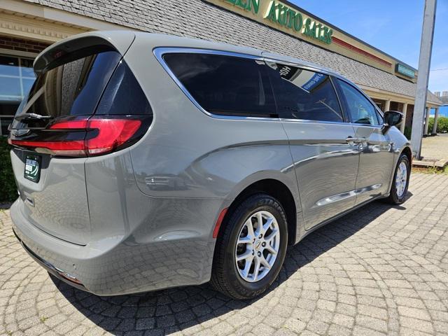 used 2023 Chrysler Pacifica car, priced at $23,987