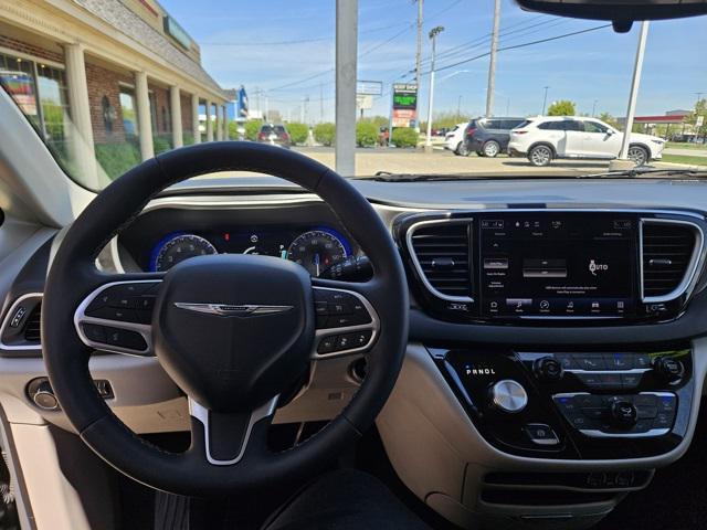 used 2023 Chrysler Pacifica car, priced at $23,987
