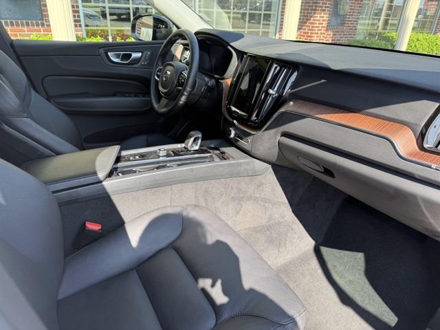 used 2024 Volvo XC60 car