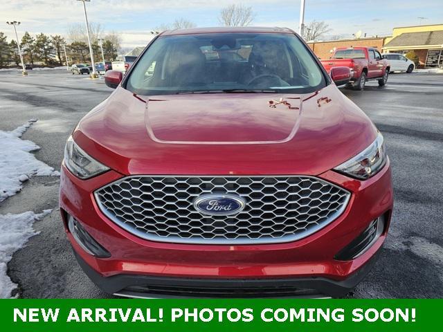 used 2024 Ford Edge car