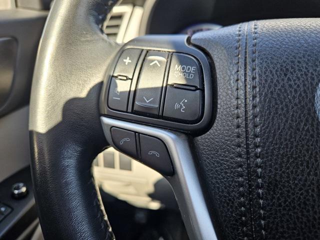 used 2018 Toyota Highlander car, priced at $23,987