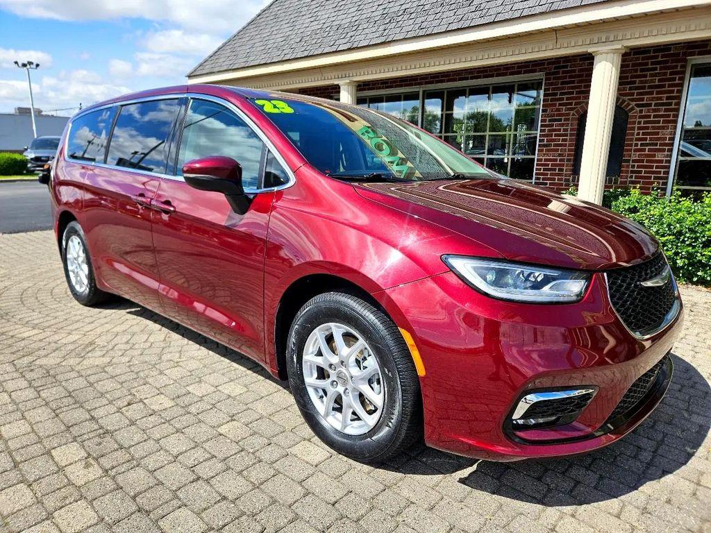 used 2023 Chrysler Pacifica car, priced at $23,987