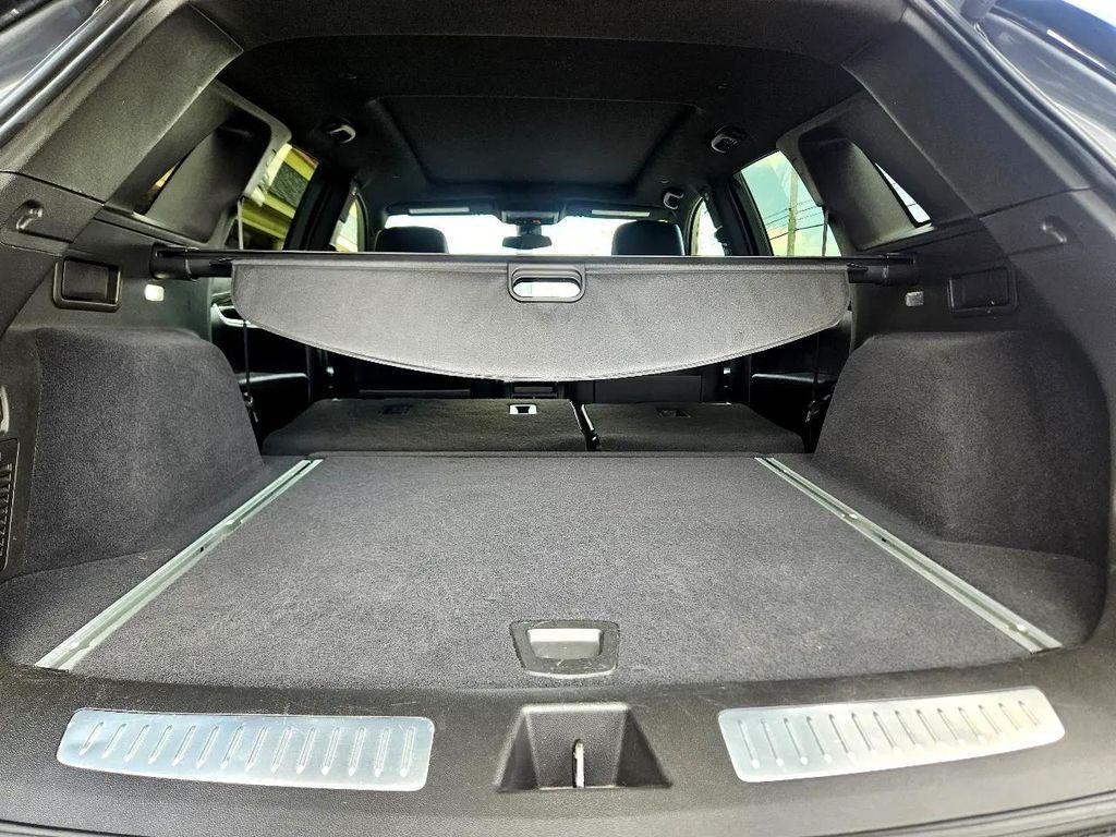 used 2021 Cadillac XT5 car, priced at $23,889
