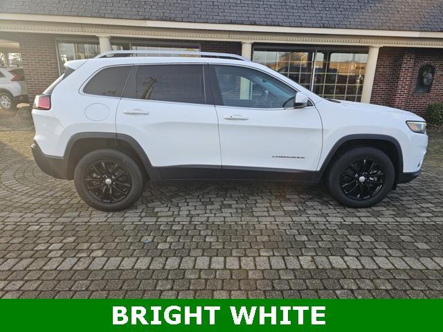 used 2019 Jeep Cherokee car, priced at $19,451