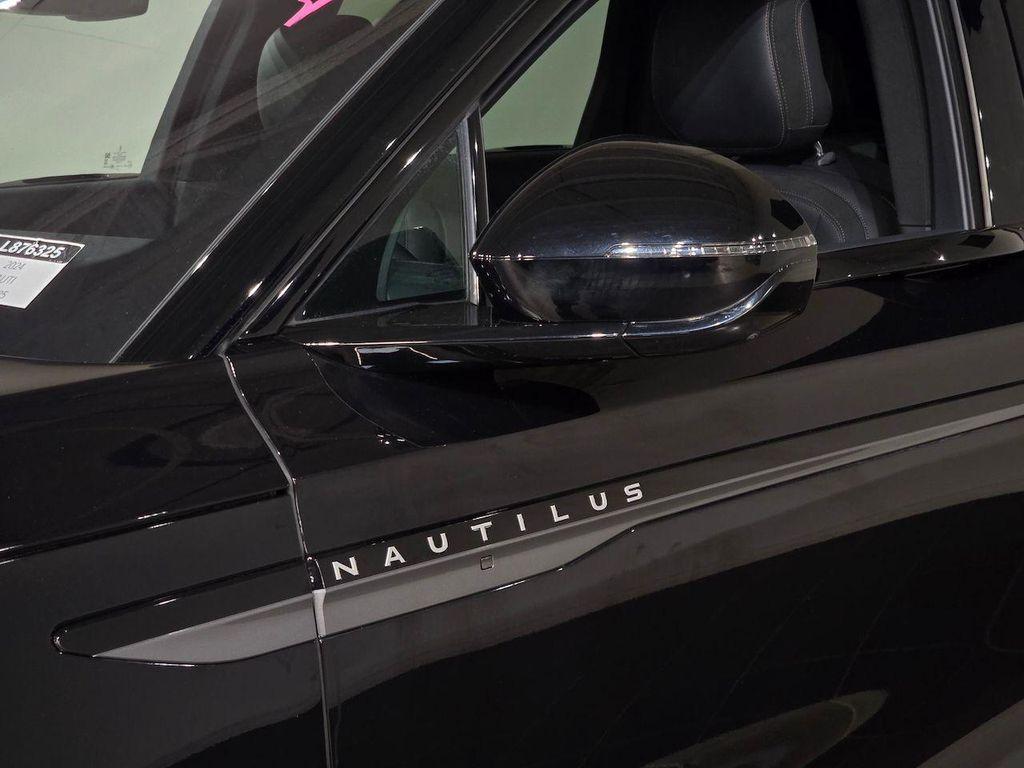 new 2024 Lincoln Nautilus car, priced at $68,112