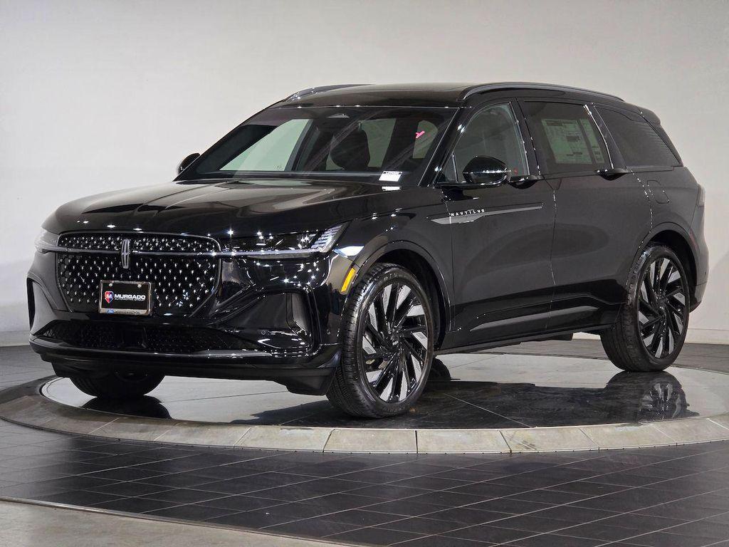 new 2024 Lincoln Nautilus car, priced at $68,112